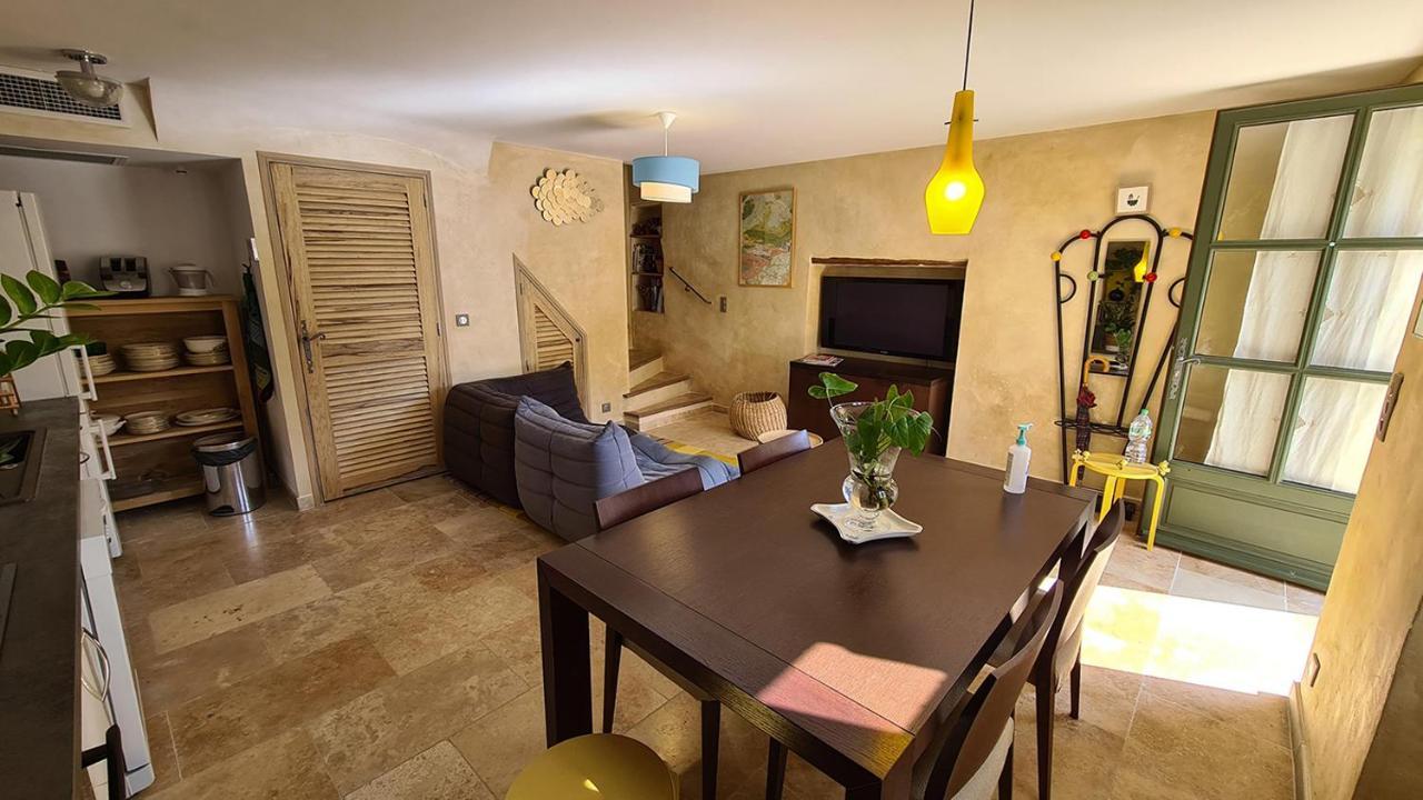 Le Jardinet De Rosa Maison De Village Eygalières Zewnętrze zdjęcie